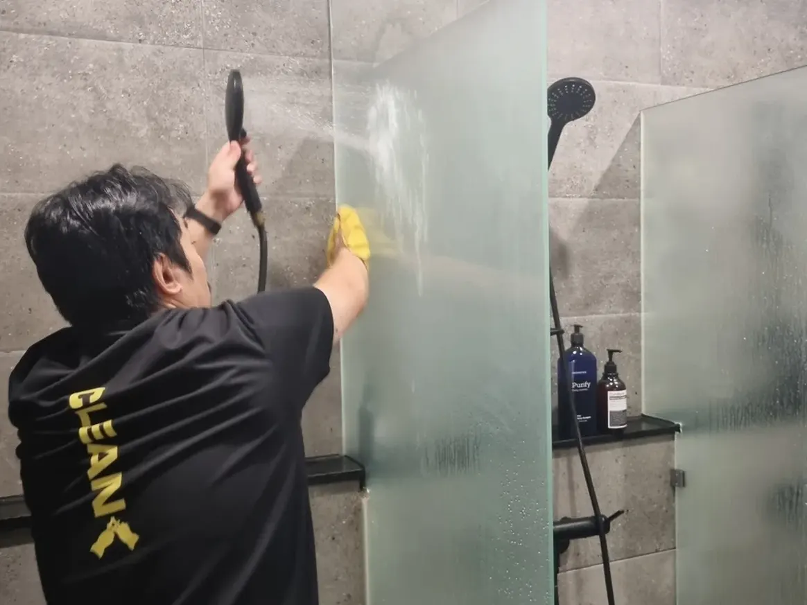 남구 봉덕동 건물 세면대·파우더룸 바닥 위생청소 사례 - 행진크린